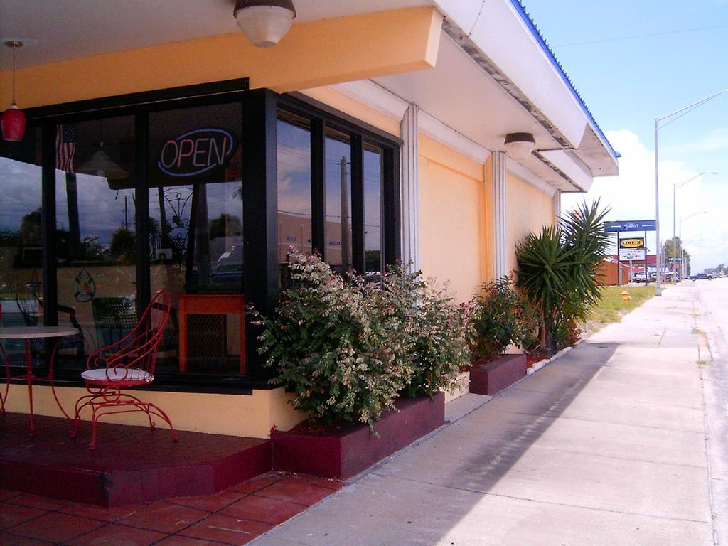 Budget Inn Of Okeechobee Exterior foto